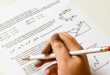 Қазақстан оқушылары математикадан Балқан олимпиадасына қатысуда