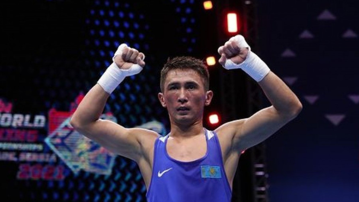 ЧМ по боксу: против кого будут биться казахстанцы в полуфинале