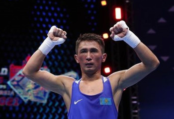 ЧМ по боксу: против кого будут биться казахстанцы в полуфинале