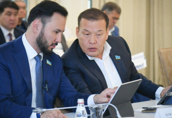 Айдарбек Қожаназаров: Дихандар банкрот болудың  алдында тұр