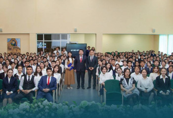 На аттестат «Алтын белгі» претендуют почти 7 тысяч казахстанских выпускников