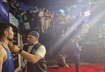 Бокстан әлем чемпионаты: ұлттық құрама капитаны финалға шықты