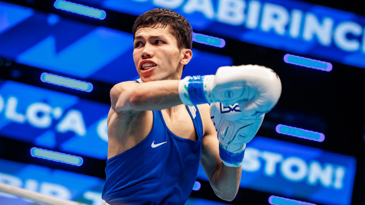 Бүгін қазақстандық екі боксшы әлем чемпионы атануы үшін шарлы алаңға шығады