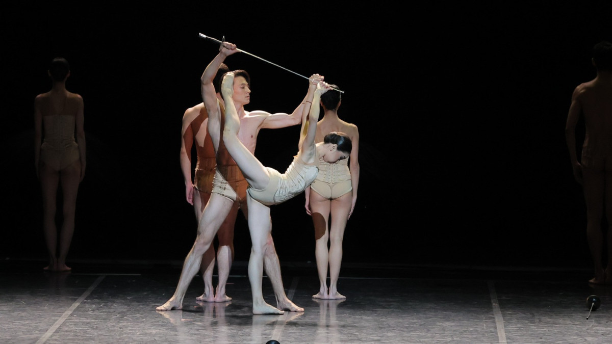 Умереть, чтобы возродиться: премьера культового балета прошла в столице
