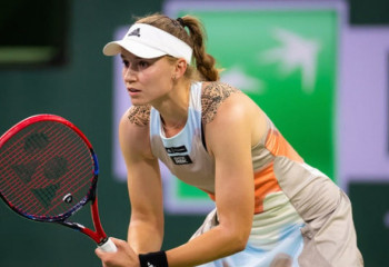 Елена Рыбакина вышла в четвертый круг 