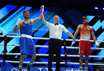 Капитан сборной Казахстана вышел в финал ЧМ-2023 по боксу