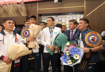 Шашу для чемпионов мира по боксу (Фоторепортаж)