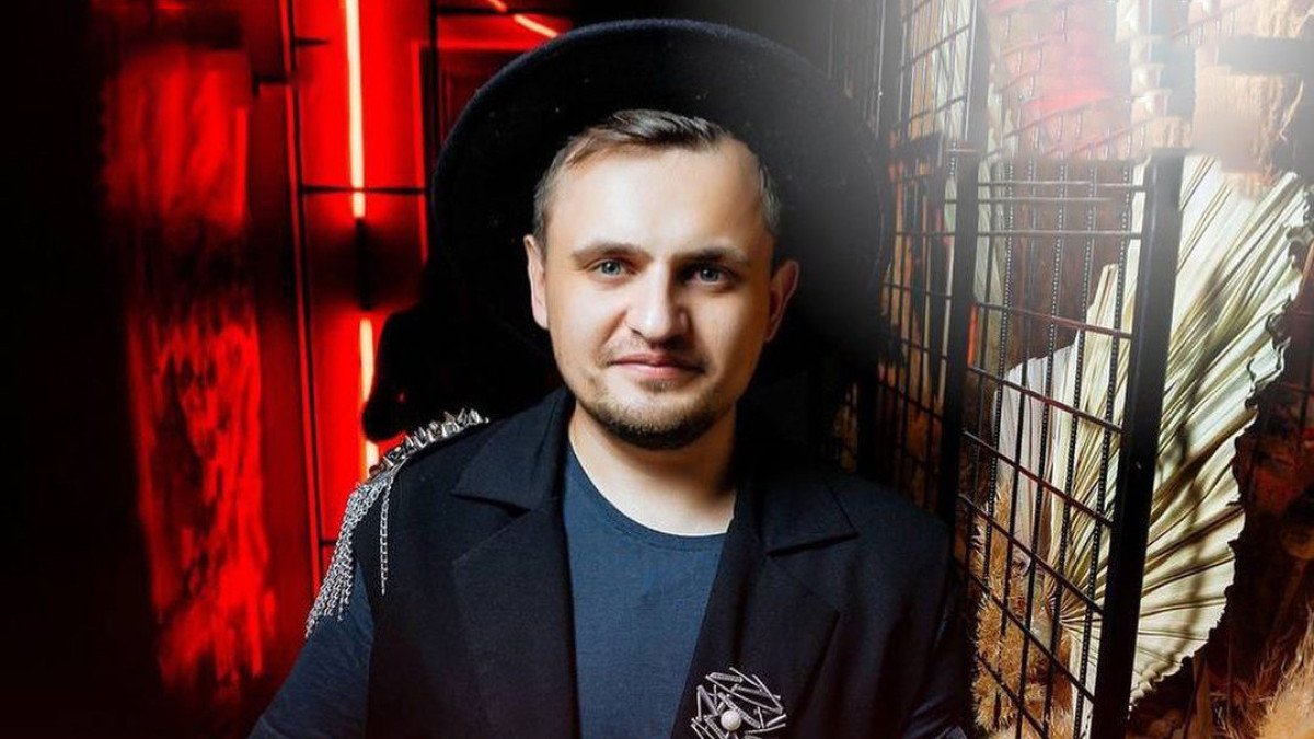  instagram.com/alekefrolov 