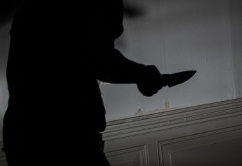 Қызылордадағы сауда орталығының алдында ер адам пышақталды