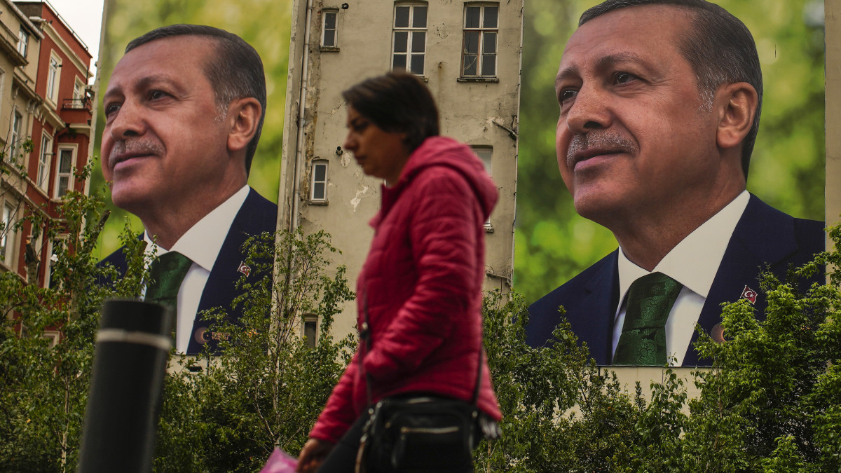  ©AP/Emrah GUREL 