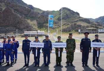 Стартовали тренинги кинологических расчетов и операторов дронов МЧС