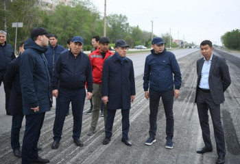Аким Уральска взял на личный контроль ремонт дорог