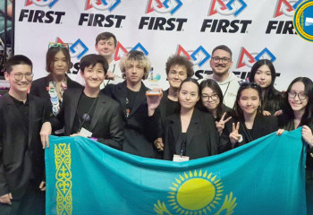 Проект с гравитационными батареями казахстанских школьников стал лучшим в Калифорнии