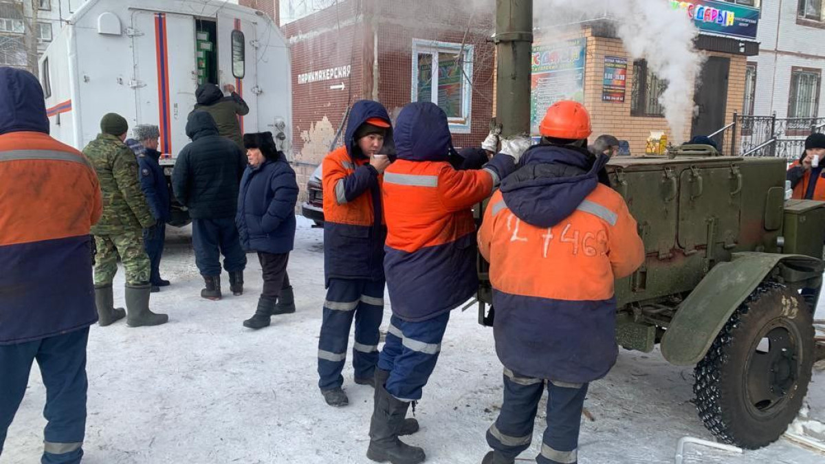 Мотопомпы, генераторы и тепловые пушки - как спасали замерзающий Экибастуз сотрудники ЧС
