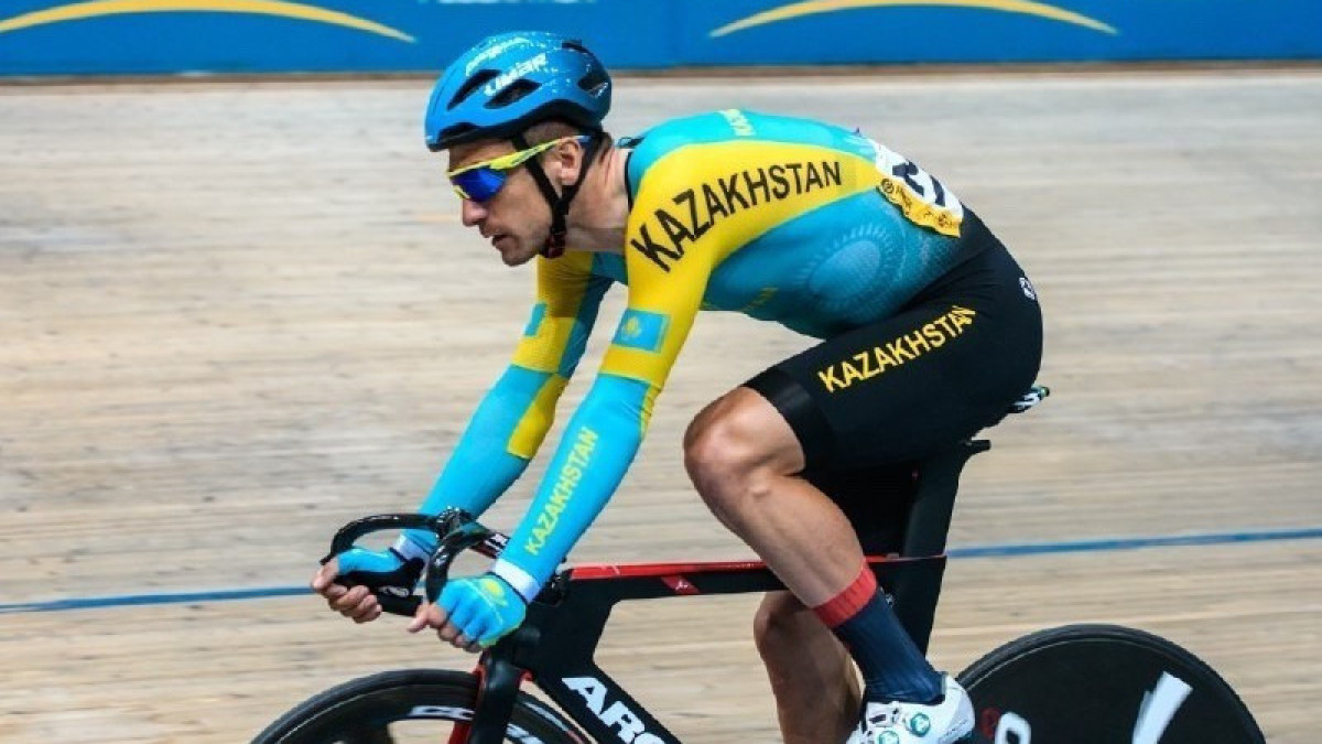Казахстанец выиграл международный турнир по велоспорту на треке в Чехии