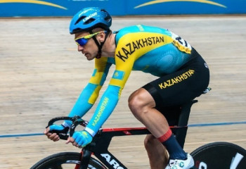 Казахстанец выиграл международный турнир по велоспорту на треке в Чехии