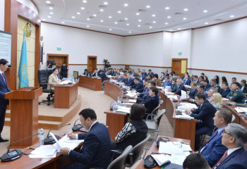 Мажилисменам презентовали отчет об исполнении  республиканского бюджета