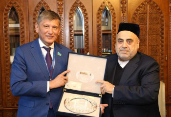 Kazakh Senator takes part in session of Mejlis of Azerbaijan