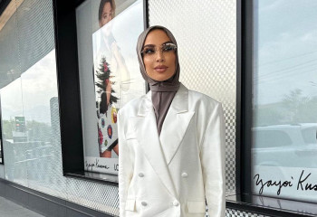 Блогер-миллионник Рамина Таипова покрыла голову хиджабом