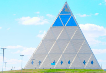 Әлемнің тұрақты дамуында діни лидерлердің рөлі қандай