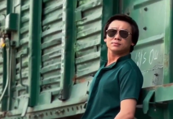 Кайрат Нуртас удивил поклонников необычным дефиле