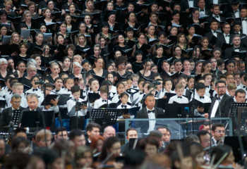 С профессиональным праздником поздравят работников культуры