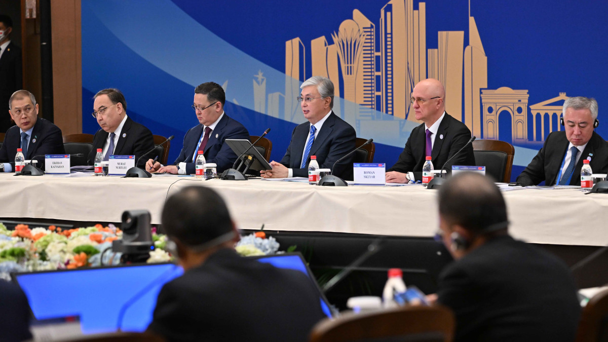 Президент принял участие в казахско-китайском инвестиционном круглом столе