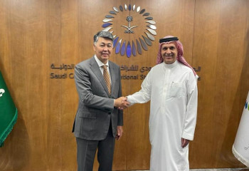 Главе «SCISP» вручили приглашение на Международный форум Астаны