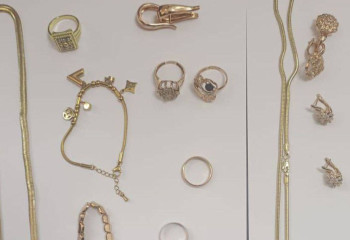 Алаяқ алтынға ұқсас әшекейлерді ломбардқа 4 млн теңгеге өткізген