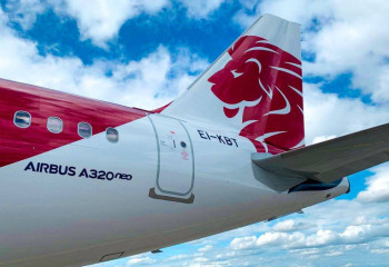 Молния ударила в самолет FlyArystan