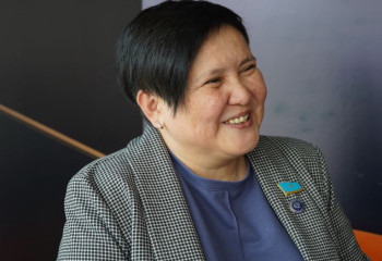 Депутат Мажилиса Ажар Сагандыкова: служебные квартиры нам дали по жребию