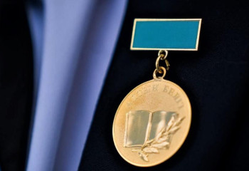 В Жетысу порядка 300 выпускников претендуют на знак «Алтын белгі»