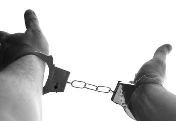 В Алматы задержали разыскиваемого Интерполом иностранца