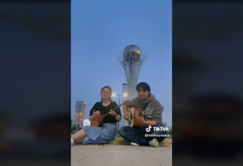 Кюй на фоне Байтерека – неожиданный ролик в TikTok взорвал соцсети