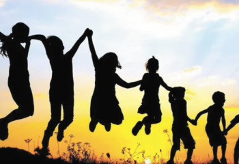 Многодетные семьи получили пособия на сумму более 135 млрд тенге