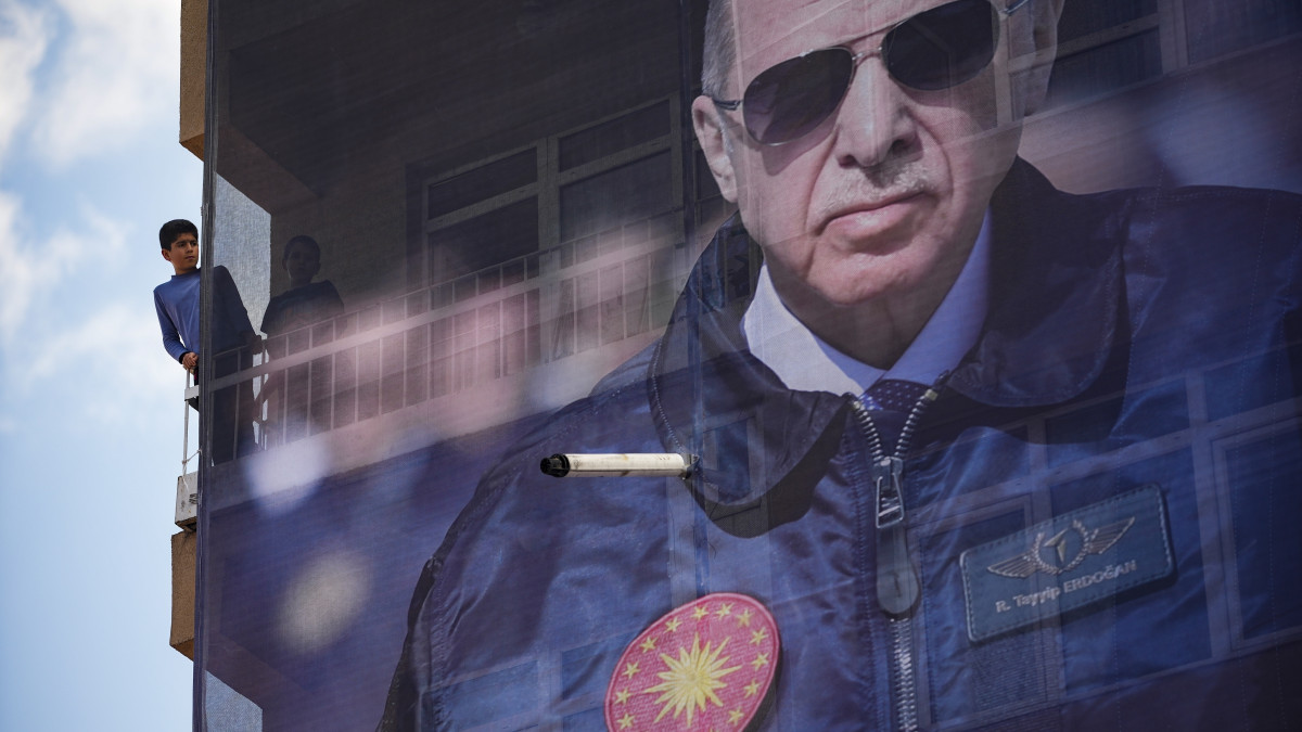  ©AP/Emrah GUREL 