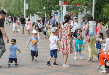 Доля трудоспособного населения сокращается в Казахстане