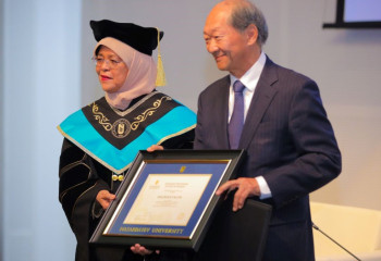 Президент Сингапура получила титул Почётного профессора Назарбаев Университета