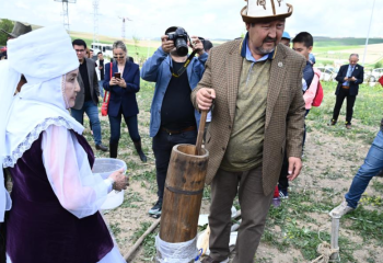 Түркияда қымыз фестивалі өтті