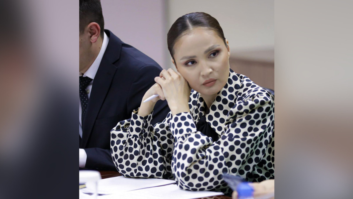  instagram.com/zhuldyzabdukarimovaofficial 