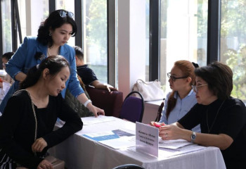 Ярмарку вакансий организовали для молодежи столицы