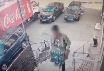 Ящики с энергетиком похитил с рынка мужчина в Астане