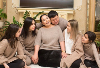 Қыздардың тәрбиесінде күйеуімнің шаруасы жоқ - Алтынай Жорабаева