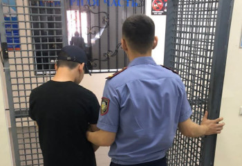 Ақтөбеде зейнеткерлерді алдаған жас жігіт ұсталды