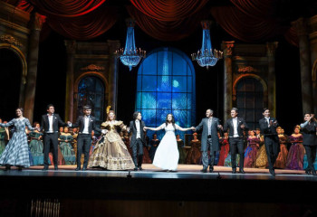 Казахский национальный театр оперы и балета прибыл с гастролями в Астану