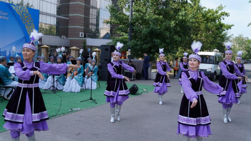  Абай облысының әкімдігі 