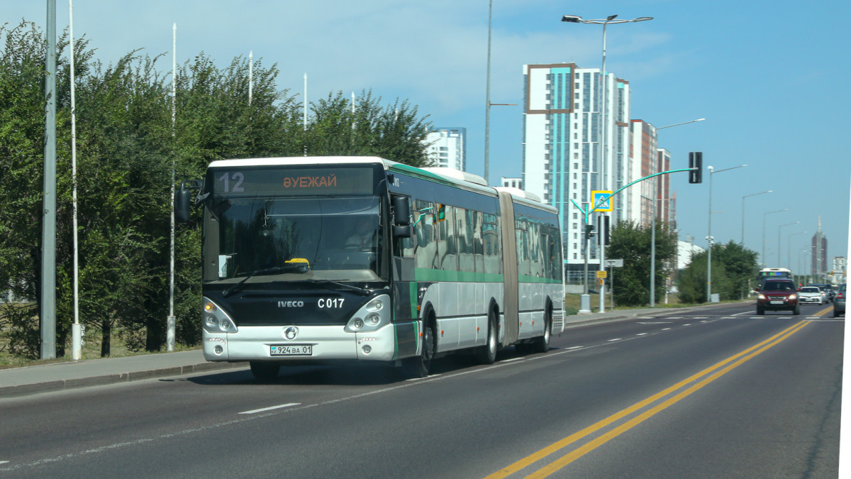 Маршруты автобусов изменили в Астане из-за ремонта на Коргалжынском шоссе