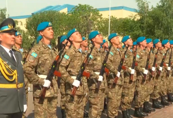 Новобранцы президентского полка 