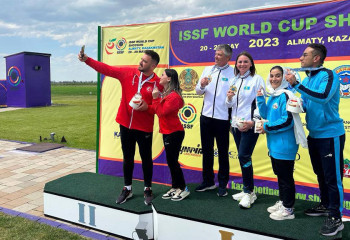 Асхат Оралов поздравил сборную Казахстана по стендовой стрельбе