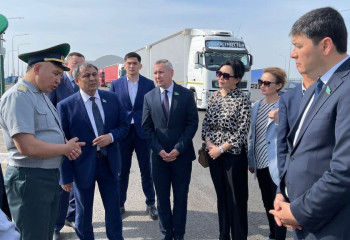 Вопросы развития приграничного сотрудничества сенаторы обсудили в ЗКО